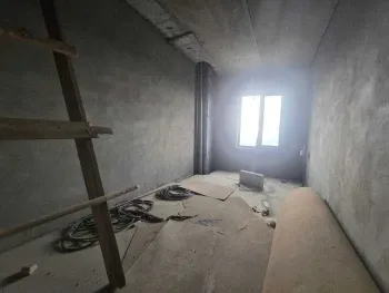 241 м², 4-комн. квартира, 10/10-1