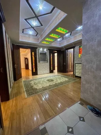 175 м², 4-комн. квартира, 2/6-2