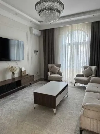 100 м², 4-комн. квартира, 9/10-2