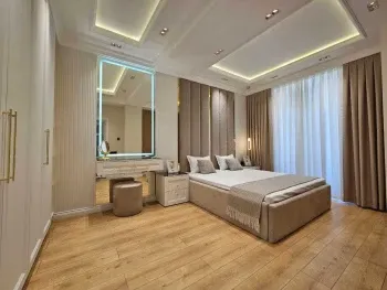 90 м², 3-комн. квартира, 3/10-3