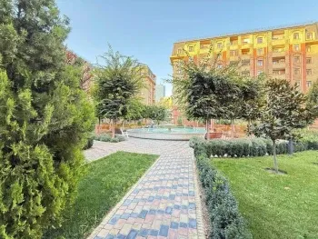 214 м², многокомнатная квартира, 1/1-1