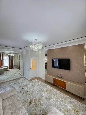 80 м², 3-комн. квартира, 6/12-1