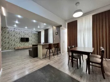 135 м², 3-комн. квартира, 5/6-1