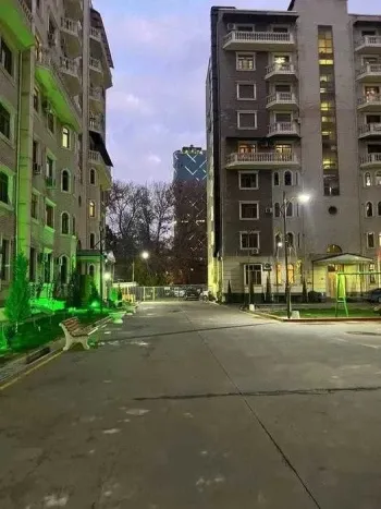 60 м², 3-комн. квартира, 4/10-1