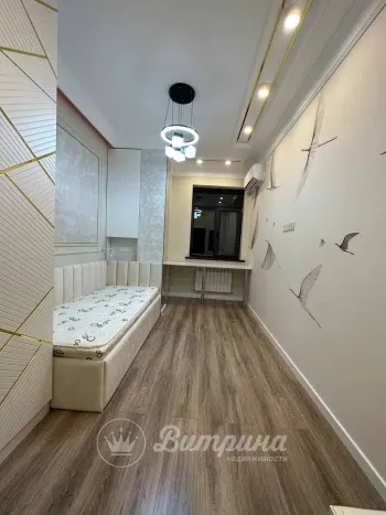 137 m², 4-xonali kvartira, 8/10-1