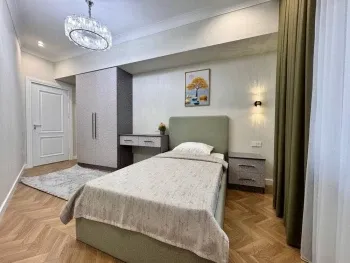 60 м², 3-комн. квартира, 6/8-2
