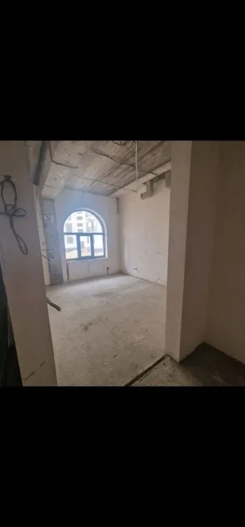 200 м², многокомнатная квартира, 1/9-3