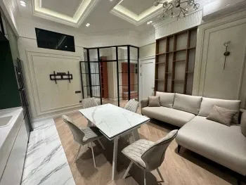 82 м², 3-комн. квартира, 2/10-0