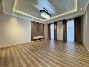 108 м², 3-комн. квартира, 7/10-0
