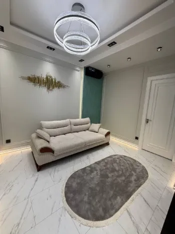 74 м², 3-комн. квартира, 4/13-0