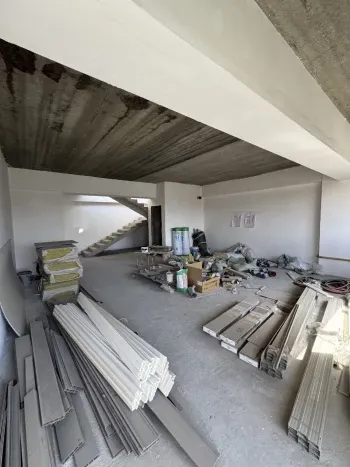 200 м², 4-комн. квартира, 10/10-1