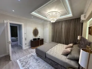 130 м², 4-комн. квартира, 8/9-0