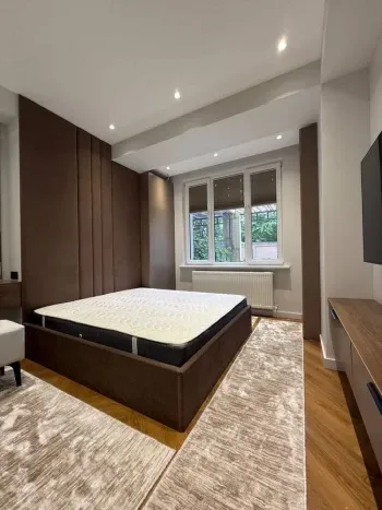 57 м², 2-комн. квартира, 1/12-2