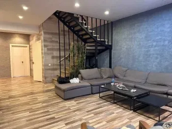 257 m², ko'p xonali kvartira, 7/8-2