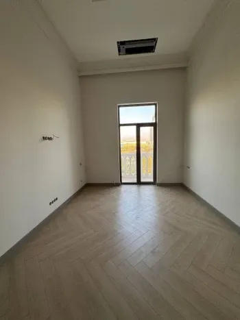 104 м², 3-комн. квартира, 7/7-0