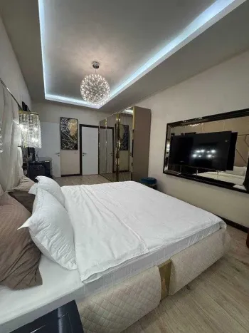 145 м², 3-комн. квартира, 3/15-3