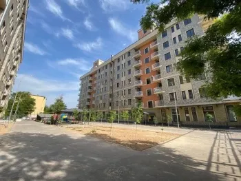 125 m², 4-xonali kvartira, 8/8-2