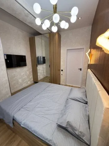 80 м², 3-комн. квартира, 4/10-2