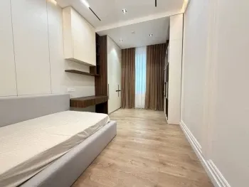 131 m², 4-xonali kvartira, 7/14-3