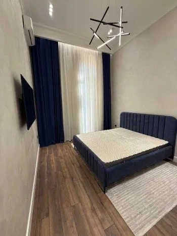 186 м², 5-комн. квартира, 1/10-3