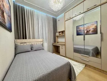 174 м², 5-комн. квартира, 1/8-3