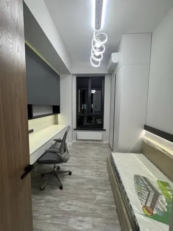 114 м², 4-комн. квартира, 2/12-2