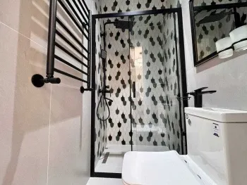 140 м², 5-комн. квартира, 8/9-3
