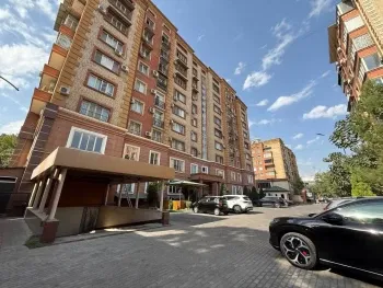 325 м², 5-комн. квартира, 9/9-1