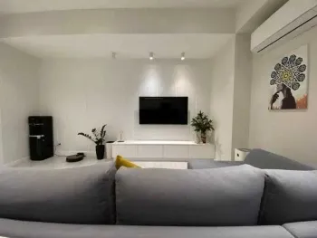 90 м², 2-комн. квартира, 9/9-1
