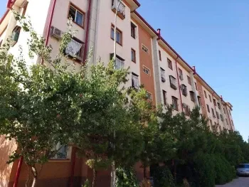 70 m², 3-xonali kvartira, 2/5-0