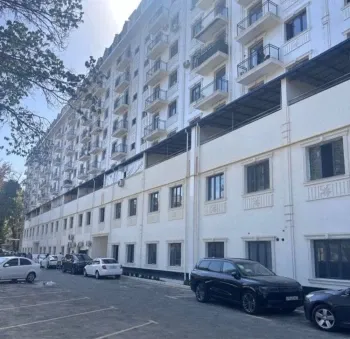 90 м², 3-комн. квартира, 8/10-0