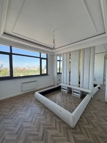 375 м², многокомнатная квартира, 9/10-1