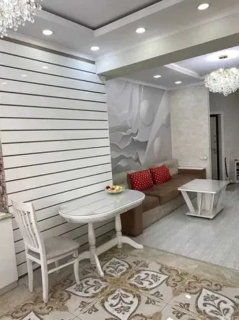 83 м², 3-комн. квартира, 8/8-3