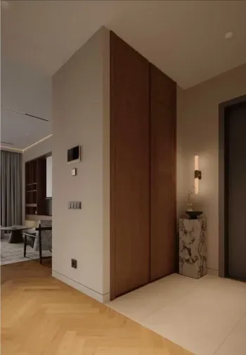 147 m², 4-xonali kvartira, 2/12-3