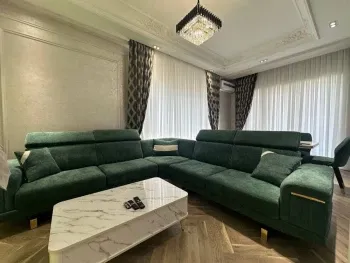 100 м², 3-комн. квартира, 3/8-1