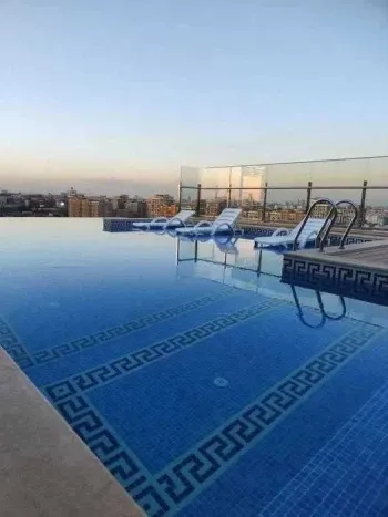 104 м², 3-комн. квартира, 2/14-0