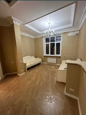 103 м², 3-комн. квартира, 4/7-2