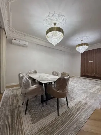 91 м², 3-комн. квартира, 2/8-1