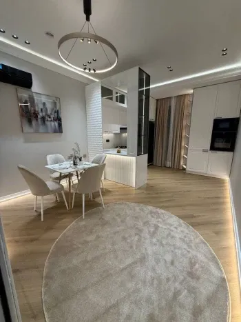 115 м², 4-комн. квартира, 2/10-0