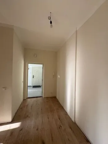 104 м², 5-комн. квартира, 1/8-3