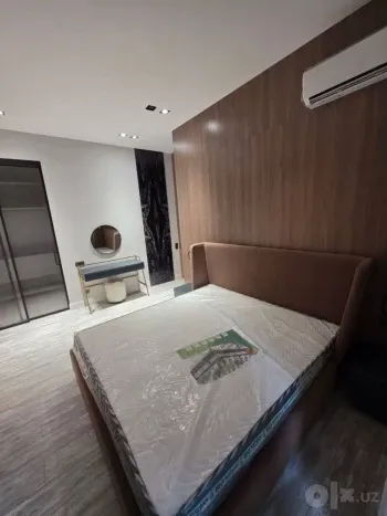 114 м², 4-комн. квартира, 2/10-2