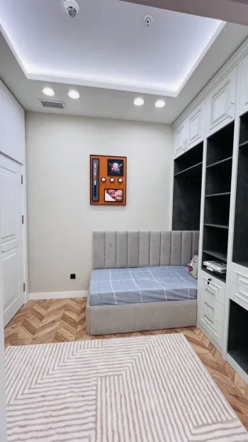 74 м², 3-комн. квартира, 15/51-0