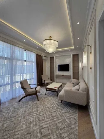 100 м², 3-комн. квартира, 7/8-0