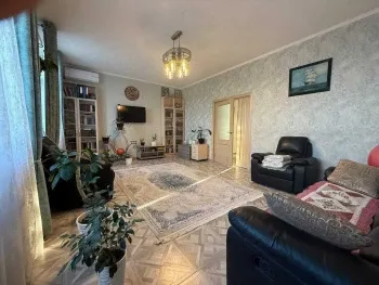 70 м², 5-комн. квартира, 5/5-1