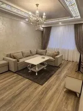 90 м², 3-комн. квартира, 4/6-2