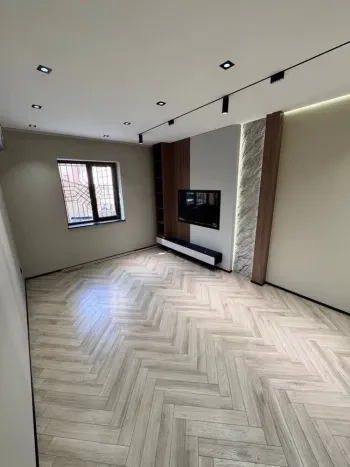 75 м², 3-комн. квартира, 1/6-3