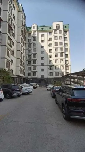 100 м², 3-комн. квартира, 9/10-2