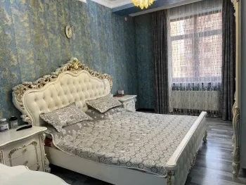 135 м², 4-комн. квартира, 4/8-3