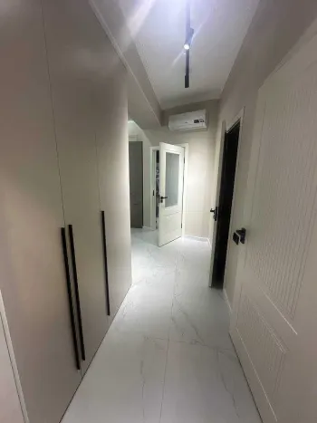 78 м², 3-комн. квартира, 4/8-0