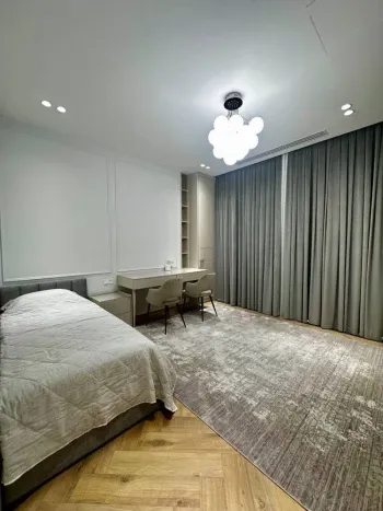232 м², 5-комн. квартира, 5/10-3